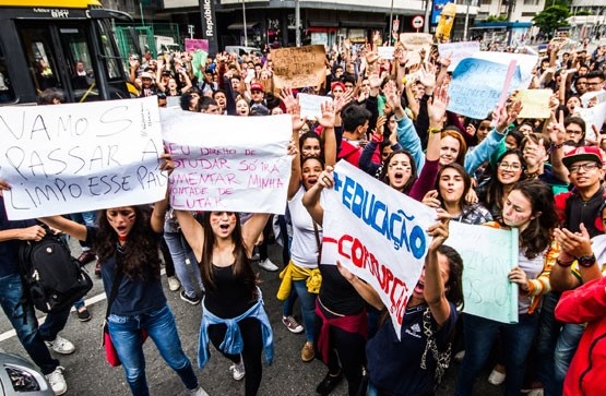 brasil agua luz