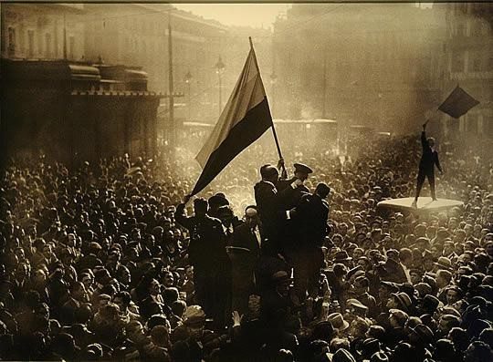 puerta del sol 14 de abril de 1931