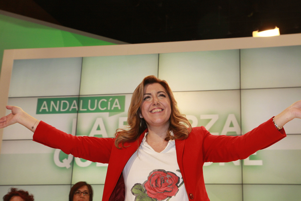 24 11 13 saluda Susana Díaz